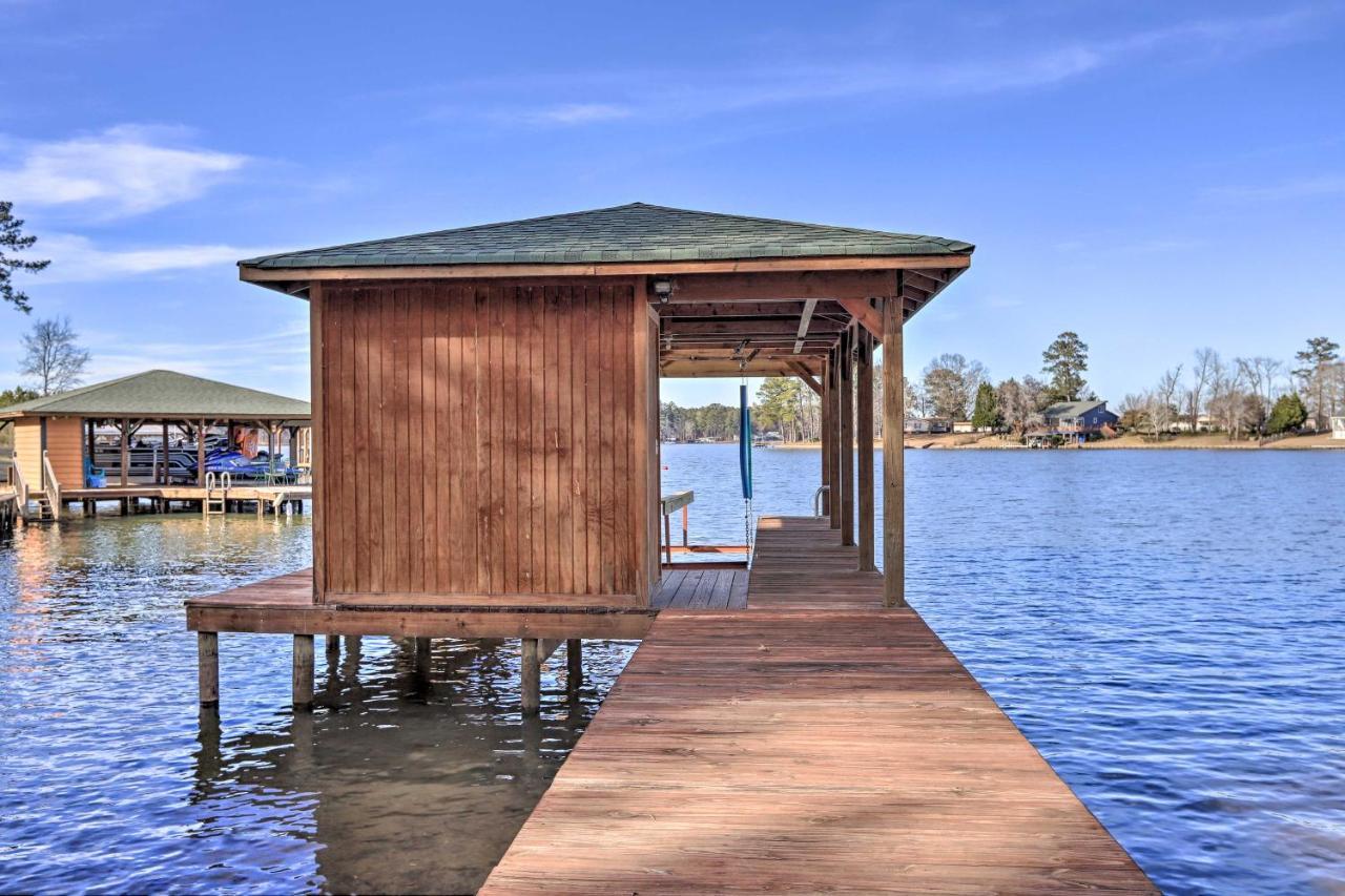 Lakefront Sparta Cottage With Decks And Boat Dock מראה חיצוני תמונה