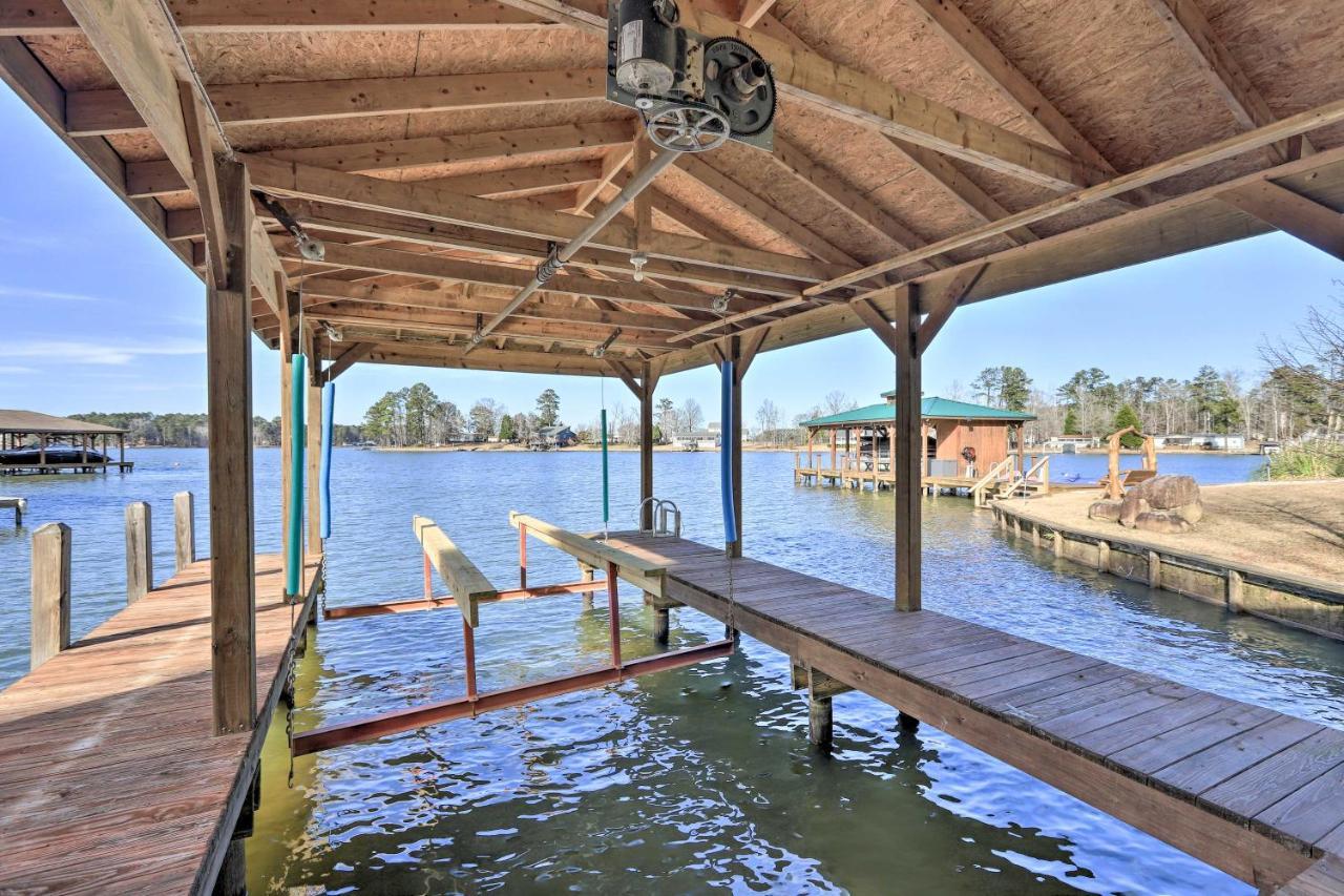Lakefront Sparta Cottage With Decks And Boat Dock מראה חיצוני תמונה