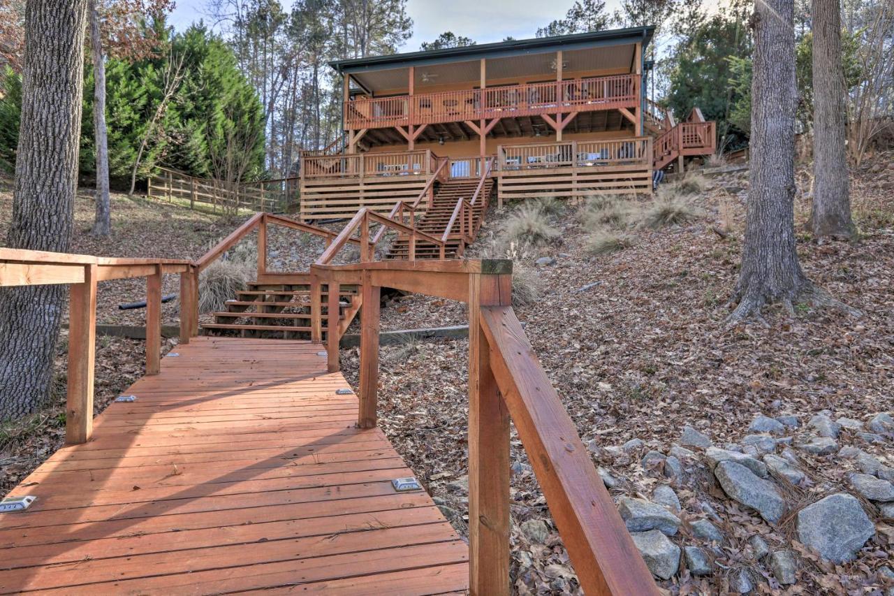 Lakefront Sparta Cottage With Decks And Boat Dock מראה חיצוני תמונה